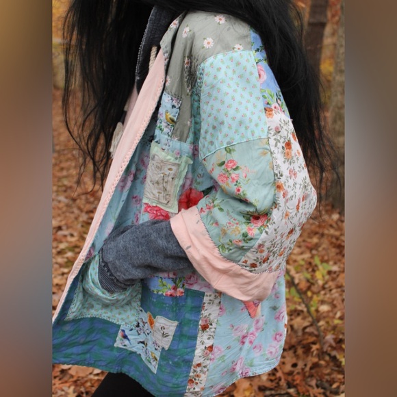 Patchwork quilted reversible jacket - Picture 10 of 17